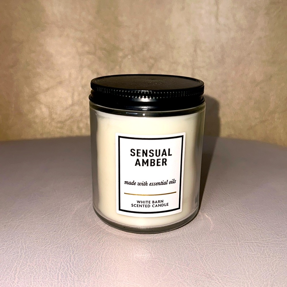 Sensual amber 7oz candle